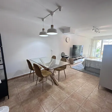 Garden Bbq & Walk To 10min-sesimbra *