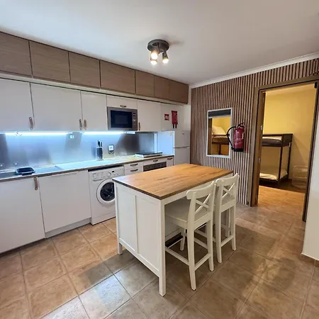 Garden Bbq & Walk To 10min-sesimbra Apartment