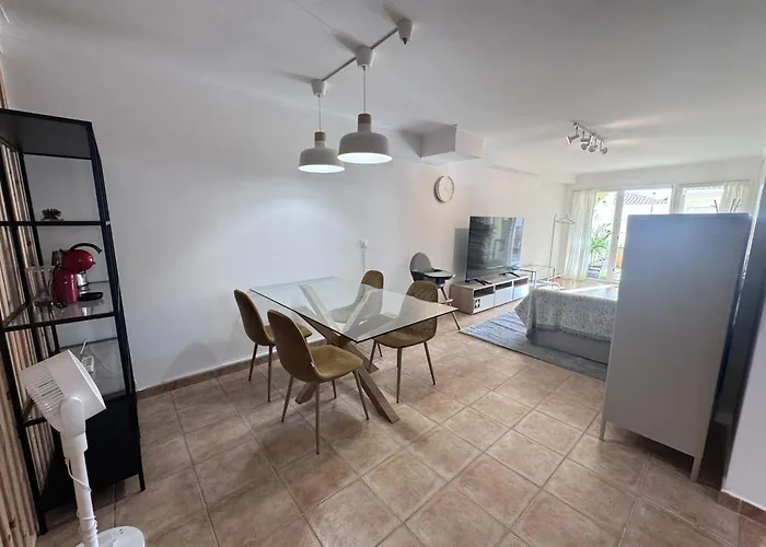Garden Bbq & Walk To 10min-sesimbra *