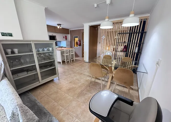 Garden Bbq & Walk To 10min-sesimbra * Sesimbra